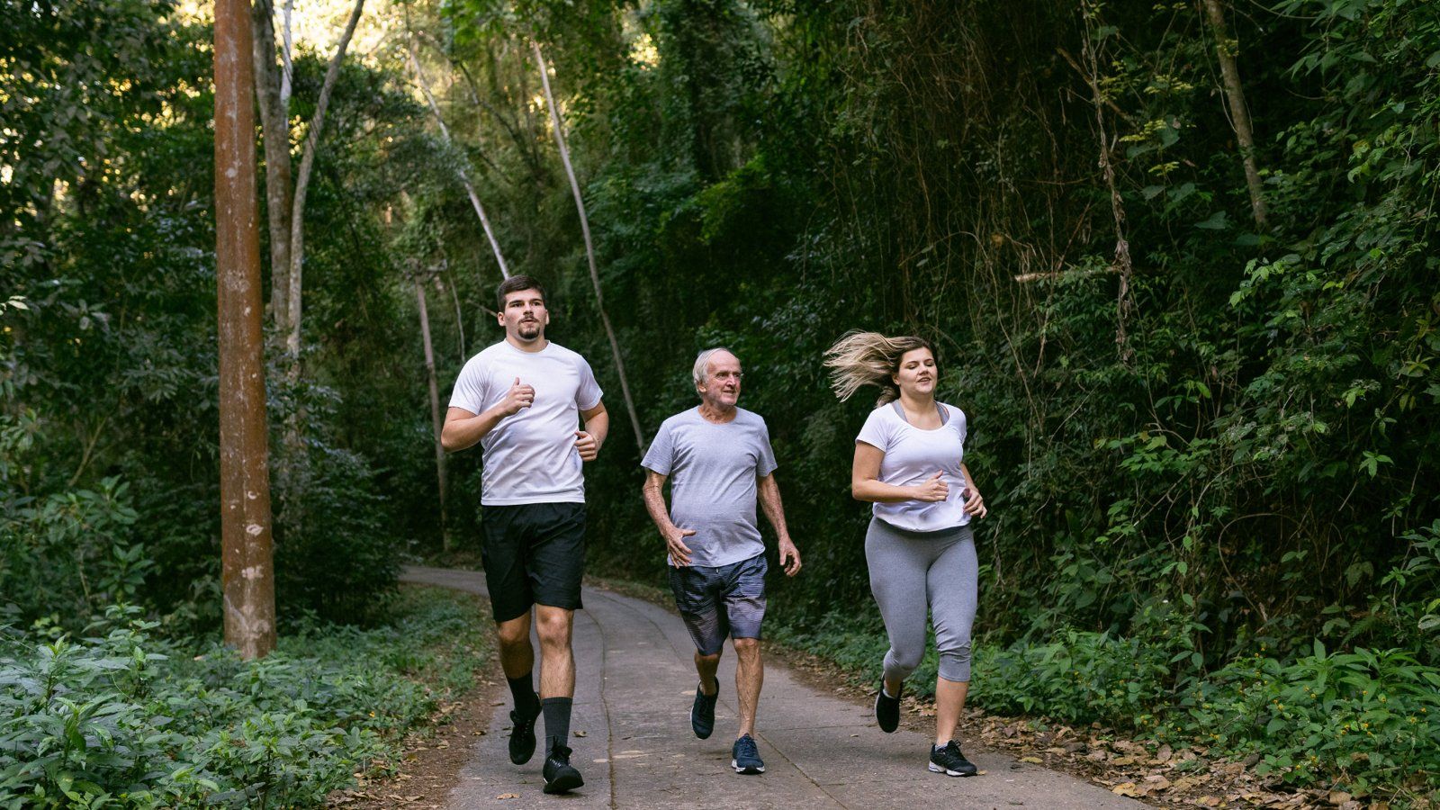 Illustration article activité physique - Les sports de pleine nature : les bénéfices supplémentaires 